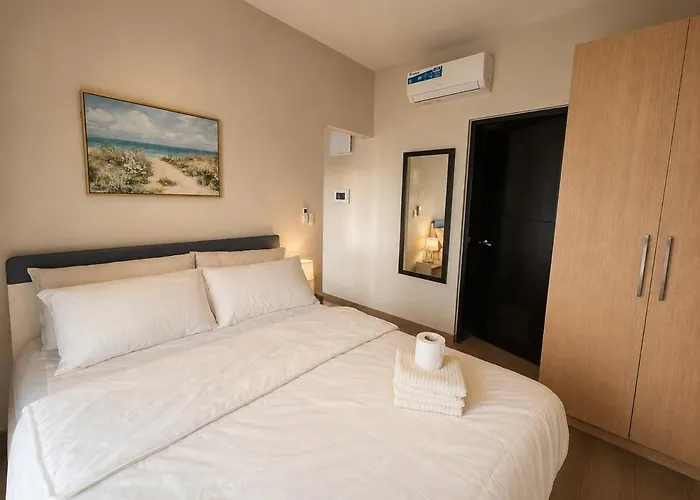 In Bay In Bayshore Near Okada, Moa Apartamento Manila